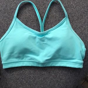 EUC Lululemon Flow Y Bra - Size 6